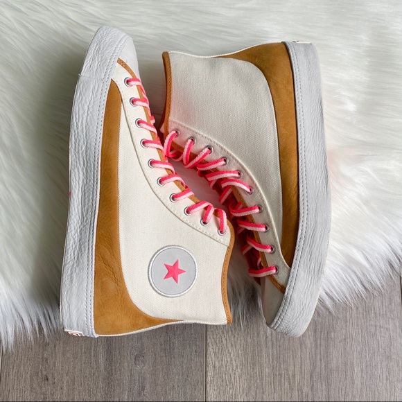 NWT Converse Chuck Taylor All Star Sasha Hi Top - Picture 7 of 8